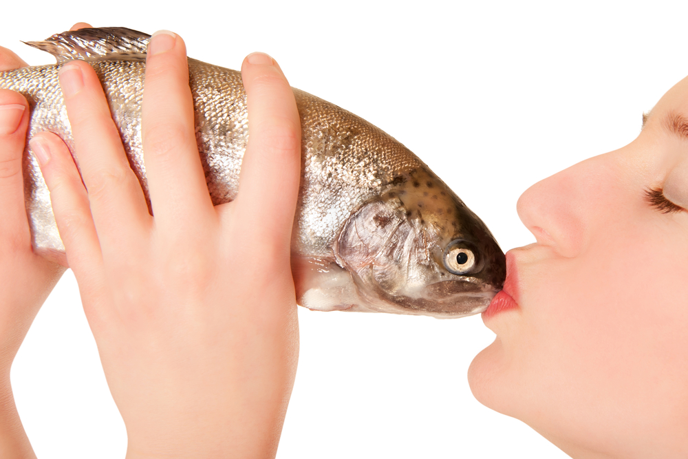 fish kiss 