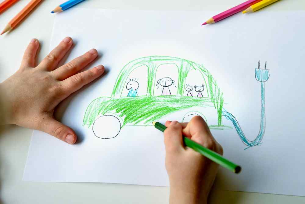 News digest electro car child drawing picture
