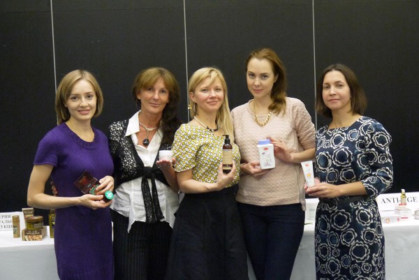 Рабочая группа LookBio, слева направо: Дарья Королева, Елена Коваль, Татьяна Лебедева, Елена BeautyMaze, Наталья Соколова