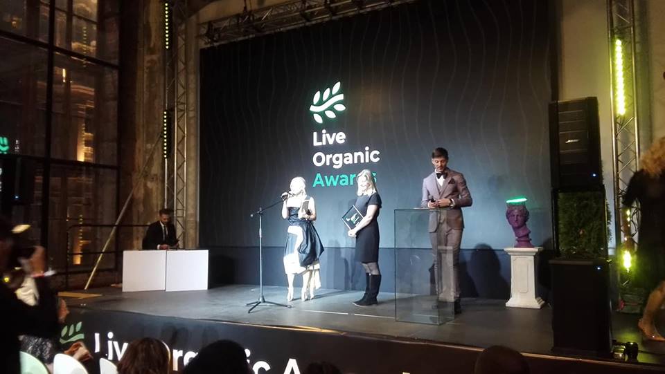 Татьяна Лебедева и Анна Белая на сцене Live Organic Awards